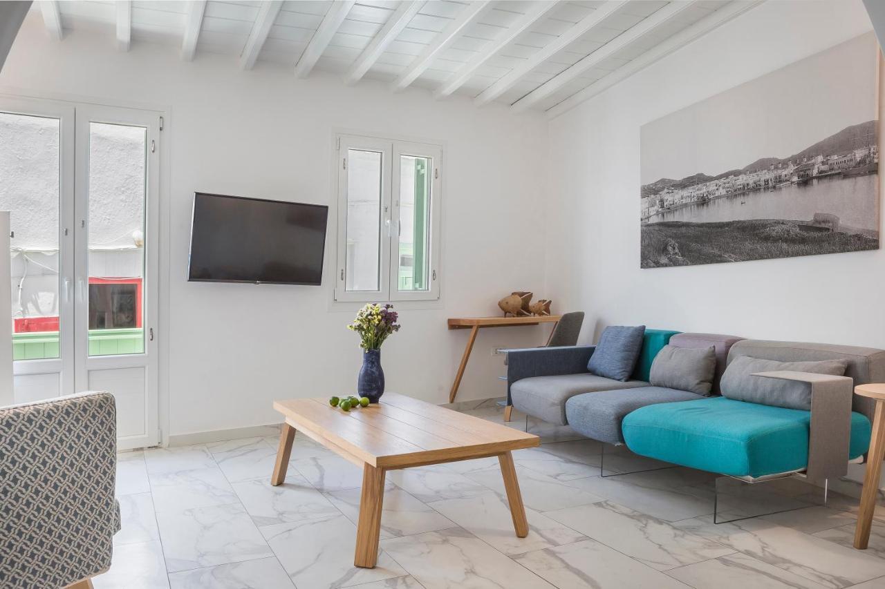 Kostantis Town Suites Mykonos Town Exterior photo