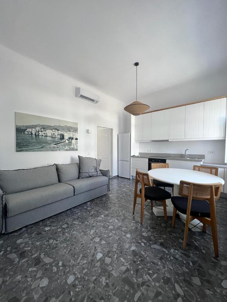 Kostantis Town Suites Mykonos Town Exterior photo